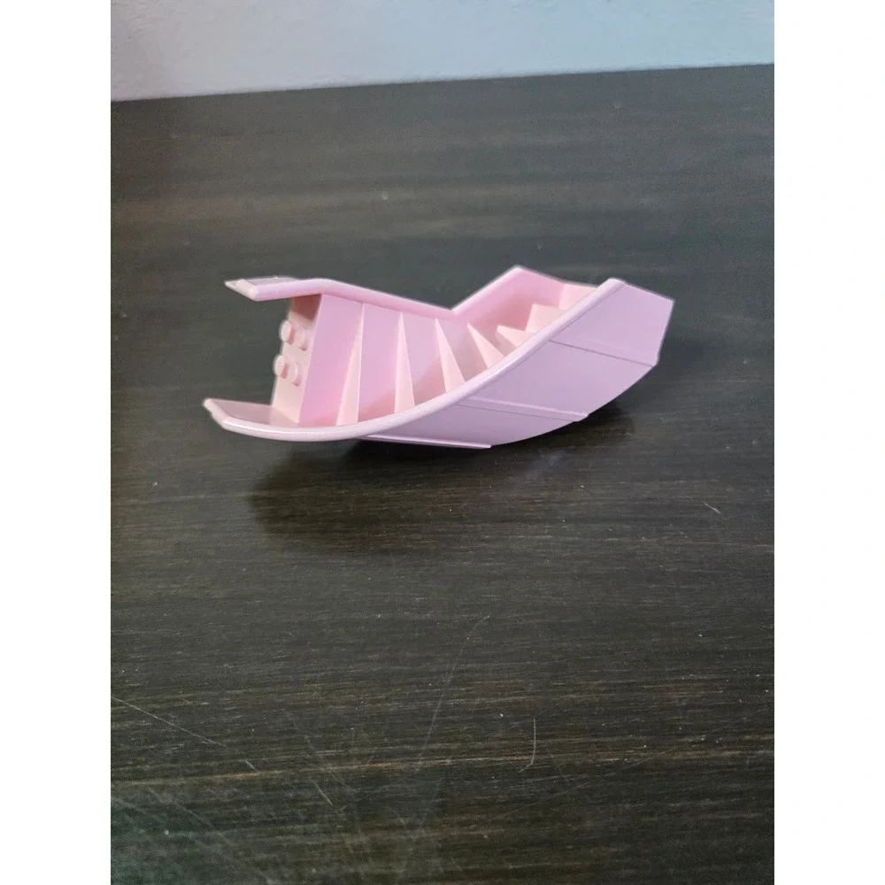LEGO Pink Spiral Staircase Curved Steps Building Block Piece 40243 - Picture 2 of 3